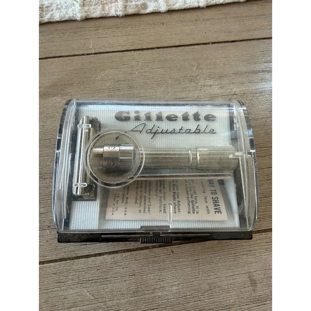 Vintage 1960 GILLETTE Adjustable Fat Boy Razor Case